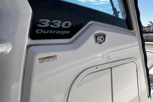 Boston Whaler 330 Outrage image