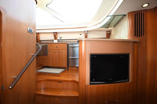 Tiara Yachts 5800 Sovran image