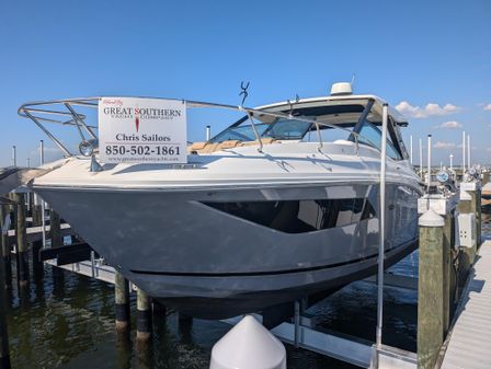 Sea-ray 320-SUNDANCER image