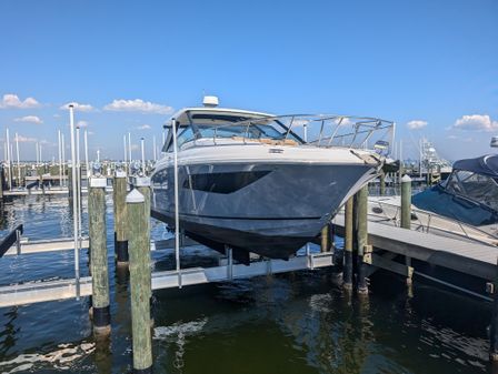 Sea-ray 320-SUNDANCER image