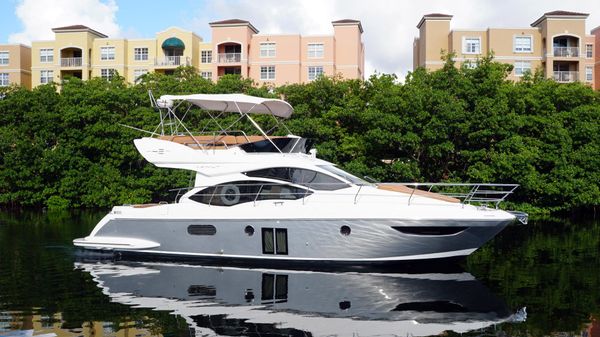 Azimut 42 Fly