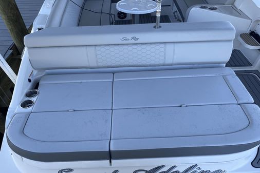 Sea Ray SDX 270 Outboard image