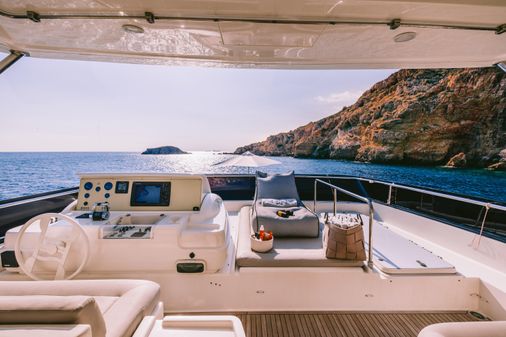 Ferretti Yachts 800 2010 image