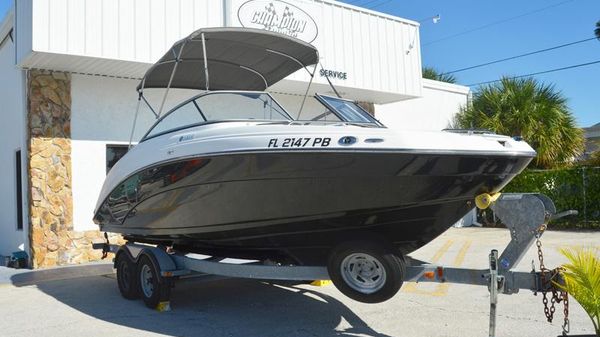 Yamaha Boats SX240 High Output