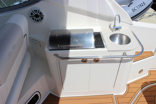 Sea Ray 280 Sundancer image