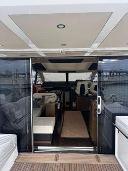 Azimut 55S image