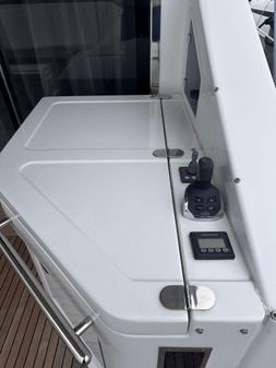 Azimut 55S image