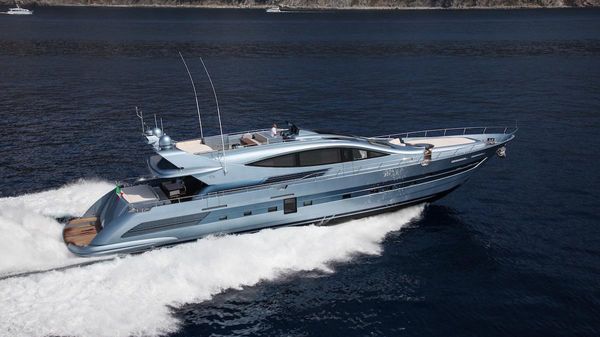 Cerri cantieri navali CCN 102' Flyingsport