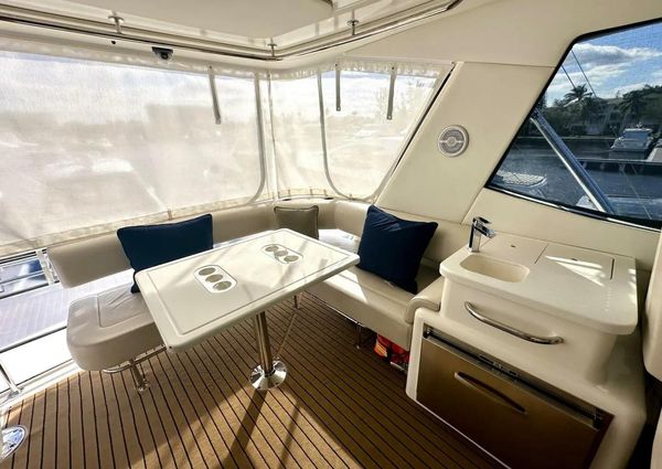 Riviera 50 Enclosed Flybridge image