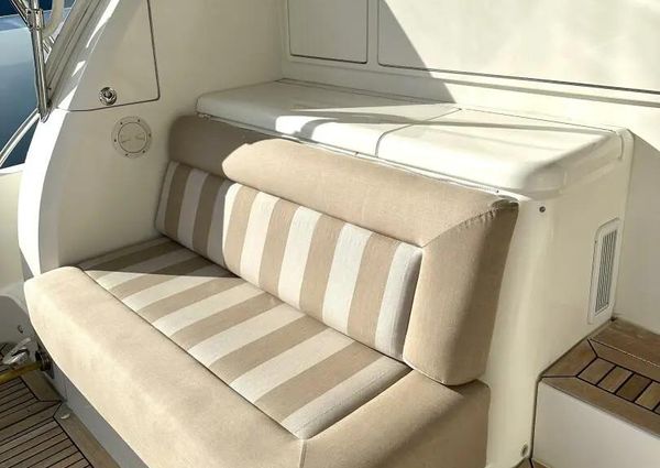 Riviera 50 Enclosed Flybridge image