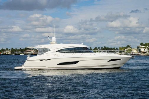 Riviera 5400 Sport Yacht image