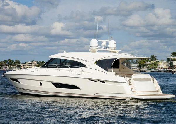 Riviera 5400 Sport Yacht image