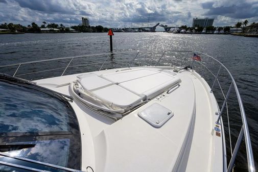 Riviera 5400 Sport Yacht image