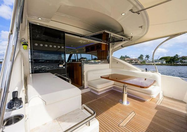 Riviera 5400 Sport Yacht image