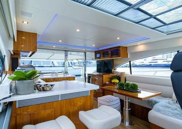 Riviera 5400 Sport Yacht image