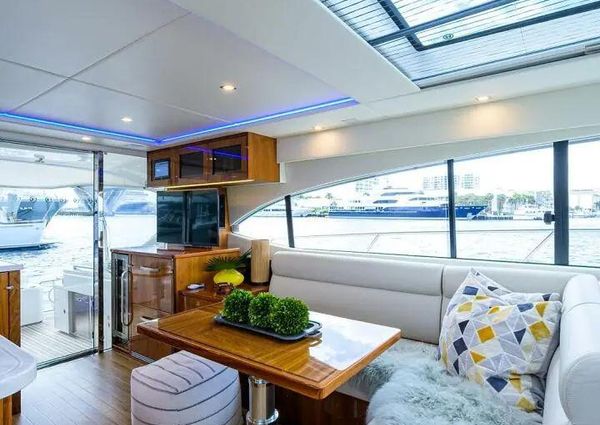 Riviera 5400 Sport Yacht image