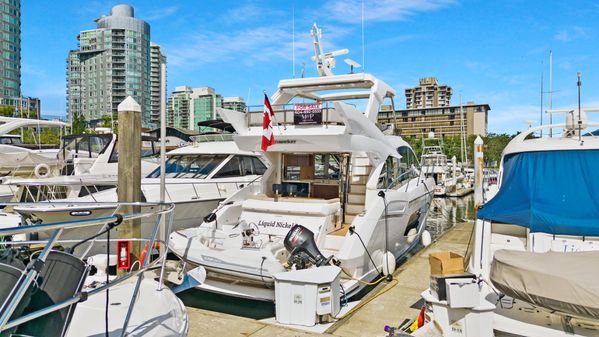 Sunseeker Manhattan 52 image