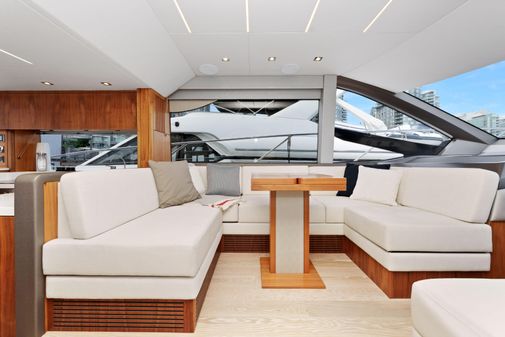 Sunseeker Manhattan 52 image