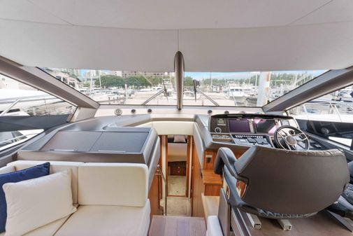 Sunseeker Manhattan 52 image