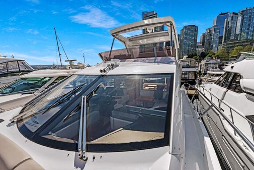 Sunseeker Manhattan 52 image