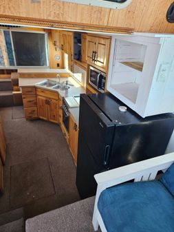 Harbor-master HOUSEBOAT image