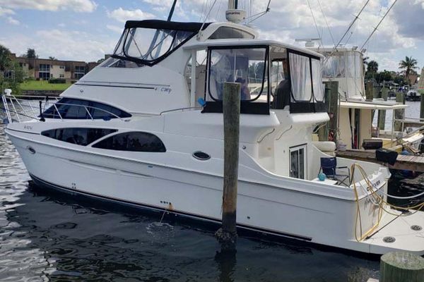 Carver 41 Cockpit Motor Yacht - main image