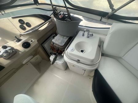 Carver 41 Cockpit Motor Yacht image