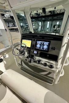 Boston Whaler 330 Outrage image