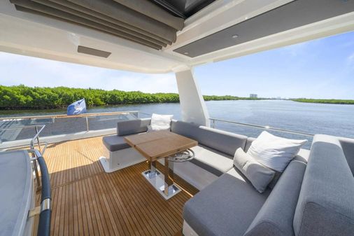 Beneteau Grand Trawler 62 image