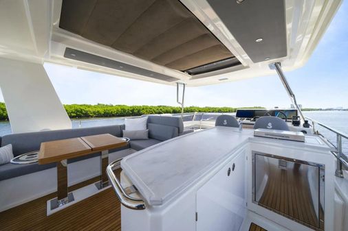 Beneteau Grand Trawler 62 image