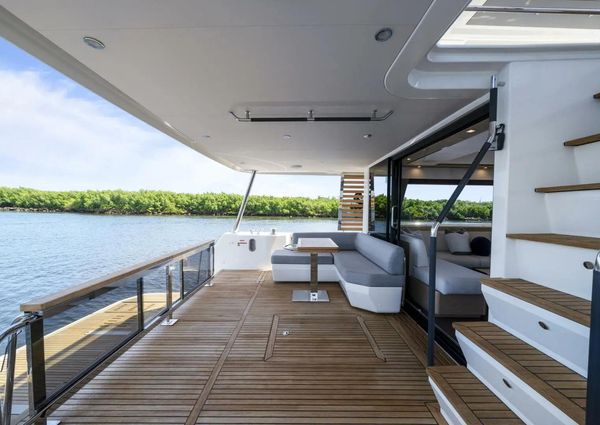 Beneteau Grand Trawler 62 image