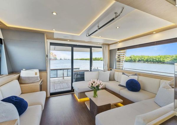 Beneteau Grand Trawler 62 image