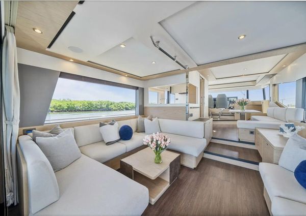 Beneteau Grand Trawler 62 image