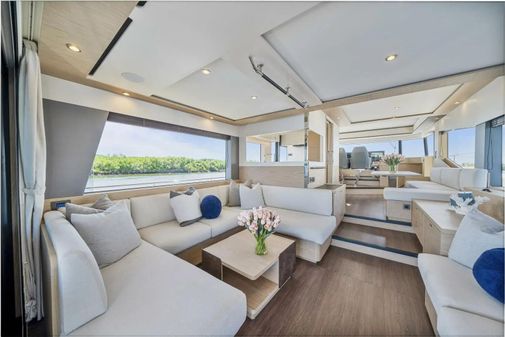 Beneteau Grand Trawler 62 image