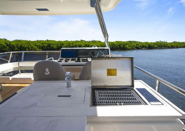 Beneteau Grand Trawler 62 image