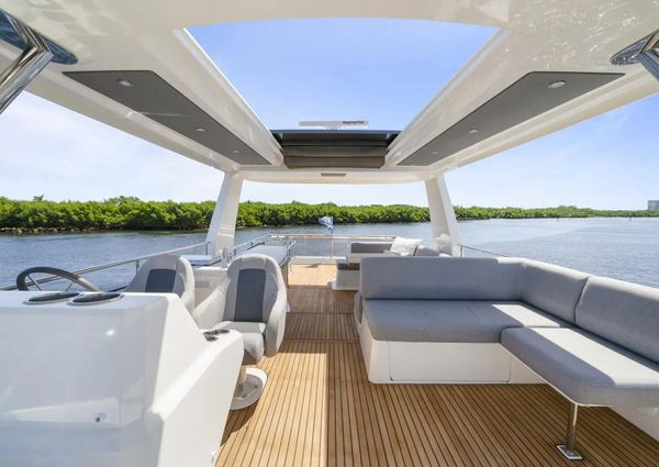 Beneteau Grand Trawler 62 image