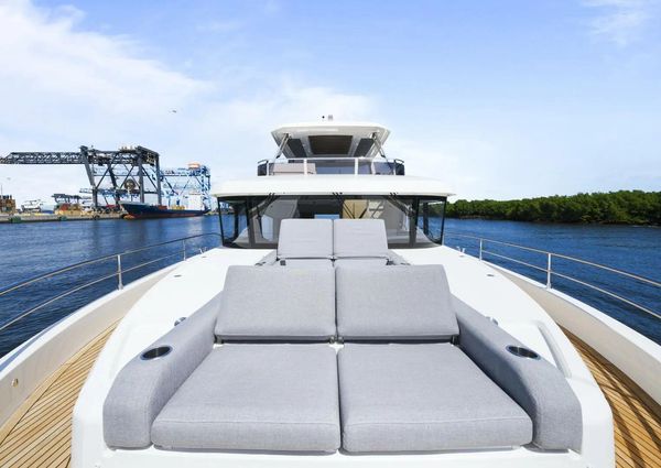 Beneteau Grand Trawler 62 image