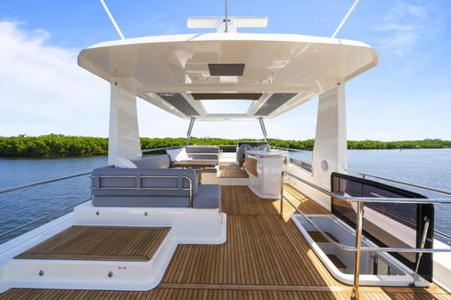 Beneteau Grand Trawler 62 image