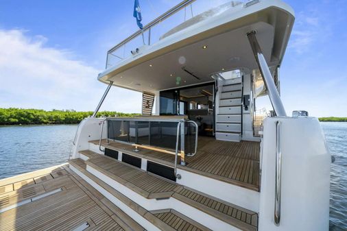 Beneteau Grand Trawler 62 image