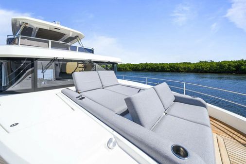 Beneteau Grand Trawler 62 image