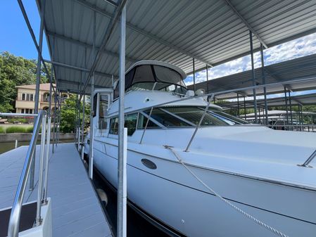 Carver 500-COCKPIT-MOTORYACHT image