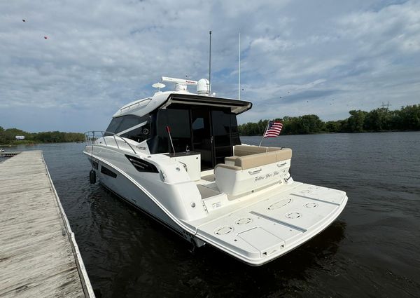 Sea Ray 470 Sundancer image