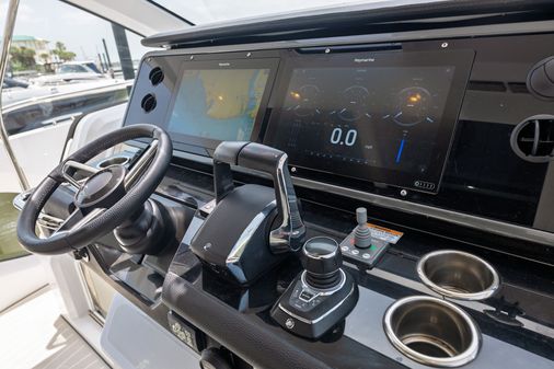 Azimut AZ42 VERVE image