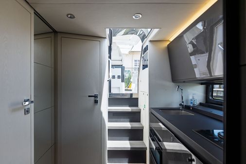 Azimut AZ42 VERVE image