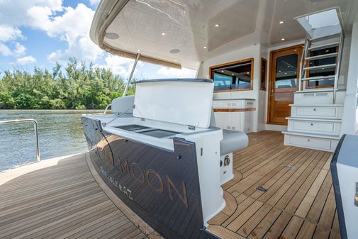 Grand Banks GB60 Skylounge image
