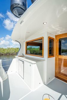 Grand Banks GB60 Skylounge image