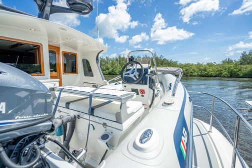 Grand Banks GB60 Skylounge image