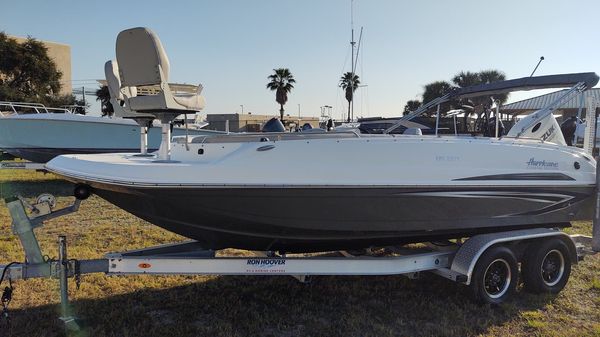 Hurricane Sundeck Sport