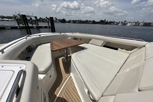 Boston Whaler 380 Realm image