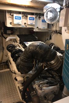 Princess Yachts V65 image